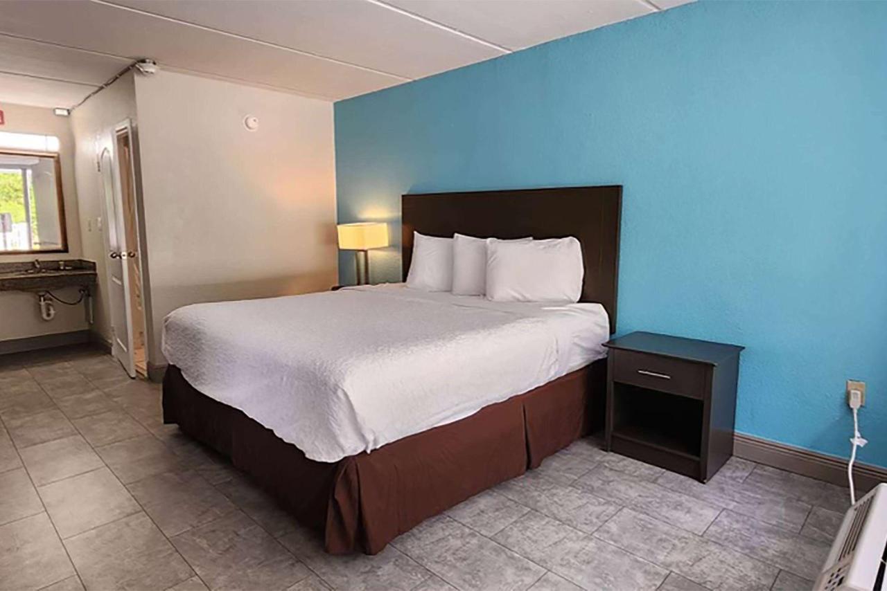 Travelodge By Wyndham Kingsland Ga Экстерьер фото